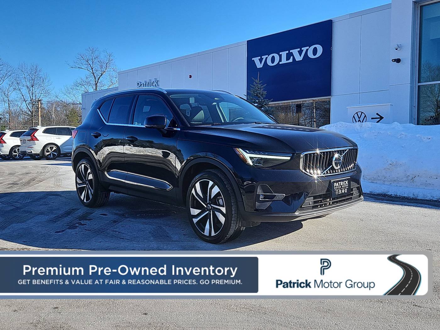 2025 Volvo XC40 B5 Plus Bright Theme
