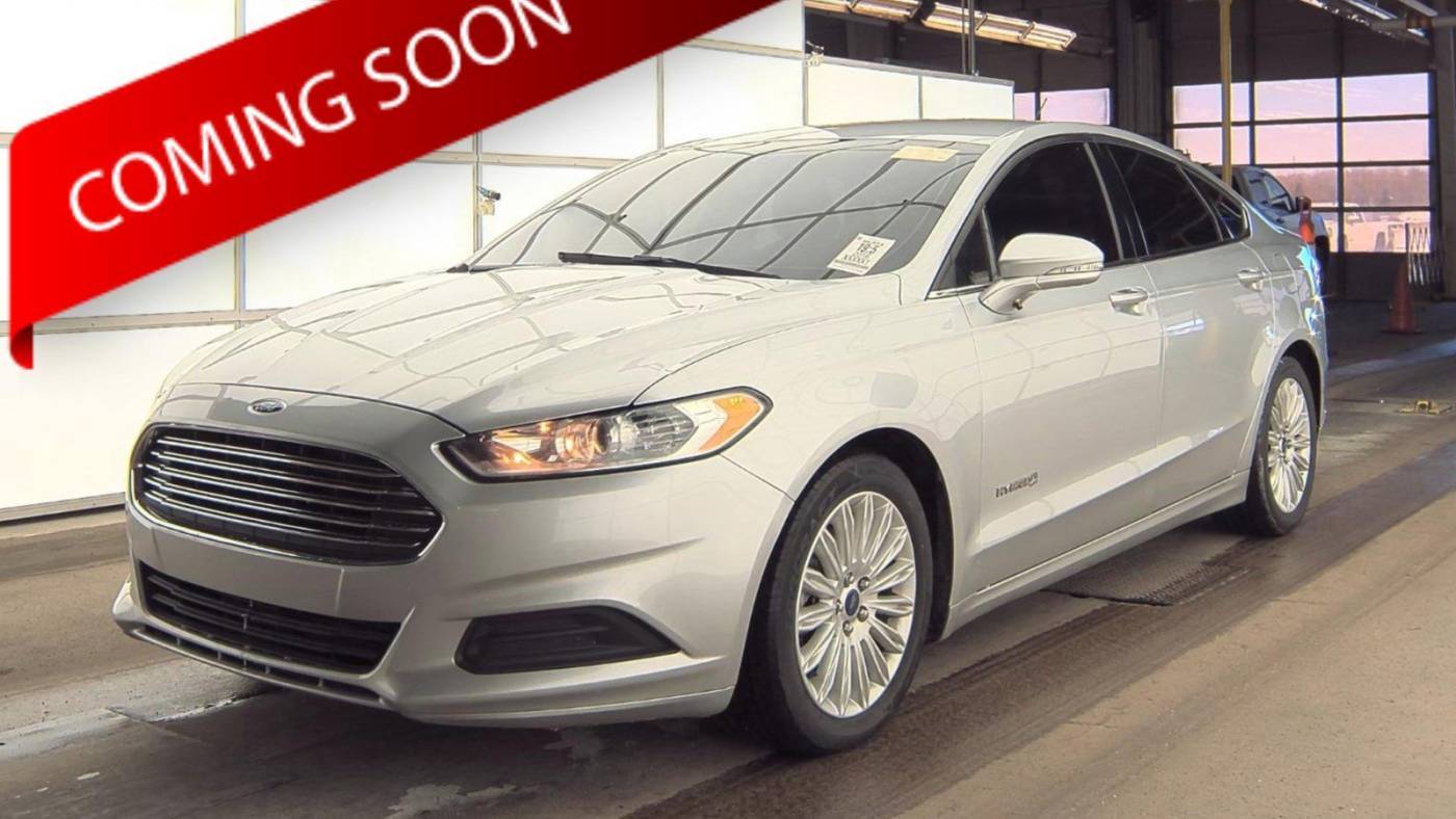 2016 Ford Fusion Hybrid SE — Sedan — 86,595 mi — Columbus, OH