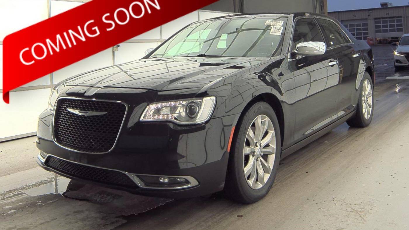 2017 Chrysler 300 C — Sedan — 97,851 mi — Columbus, OH