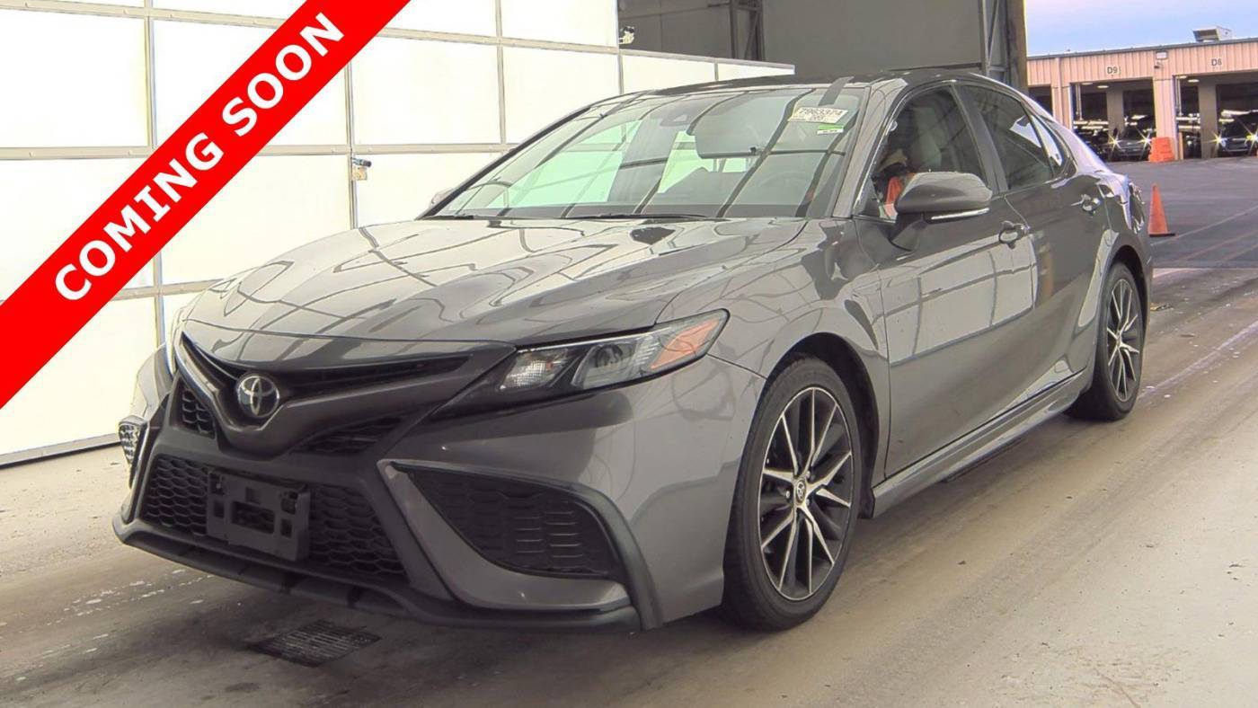 2022 Toyota Camry SE — Sedan — 87,532 mi — Columbus, OH