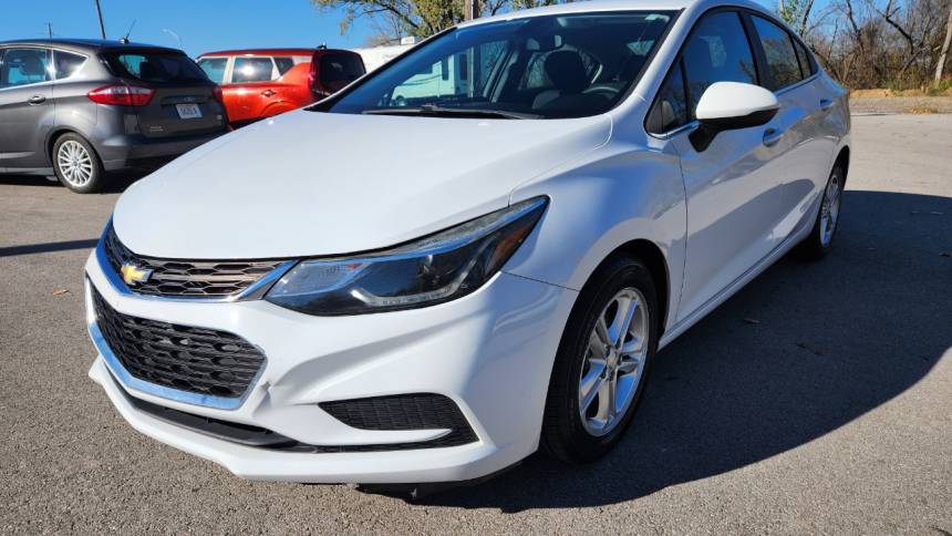 2017 Chevrolet Cruze LT — Sedan — 109,212 mi — Kansas City, KS
