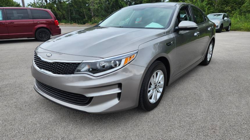 2018 Kia Optima LX — Sedan — 88,485 mi — Kansas City, KS