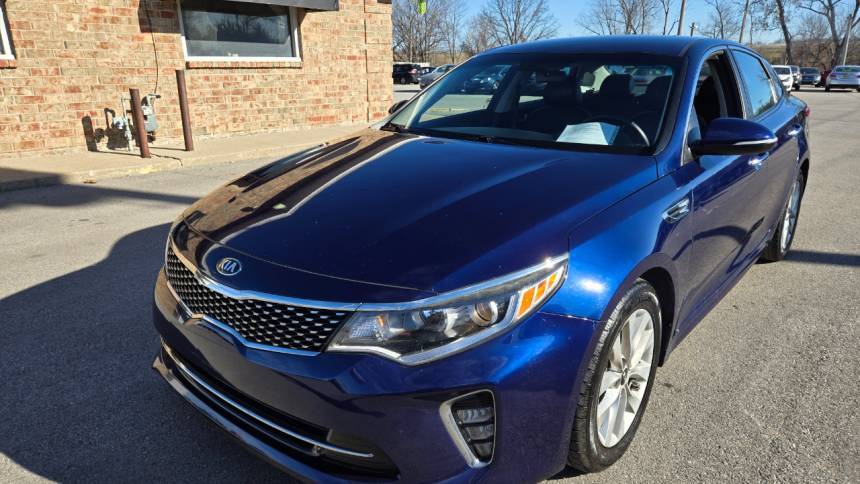2018 Kia Optima S — Sedan — 72,856 mi — Kansas City, KS