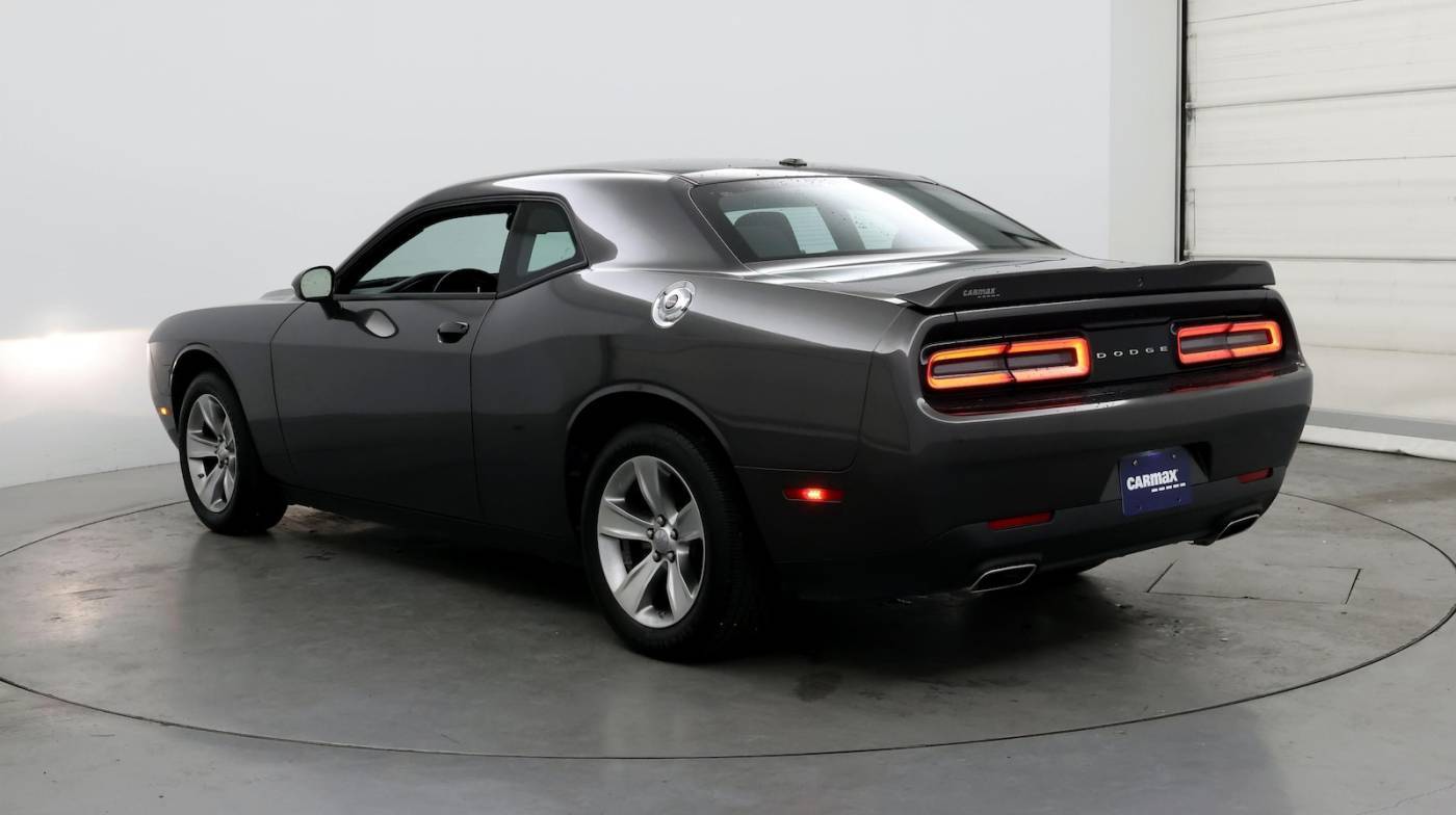 2022 Dodge Challenger SXT — Coupe — 55,296 mi — Pensacola, FL