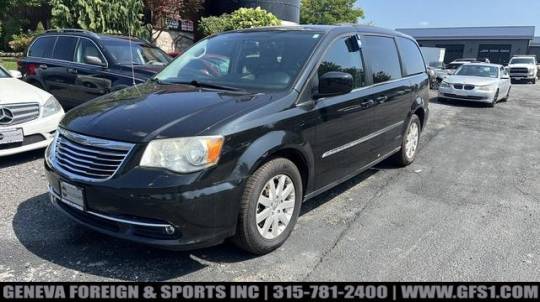 2014 Chrysler Town & Country Touring — Minivan — 169,536 mi — Geneva, NY