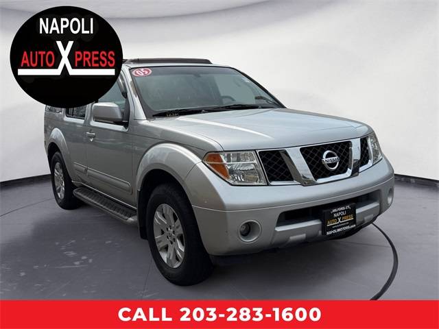 2005 Nissan Pathfinder LE — SUV — 123,893 mi — Milford, CT
