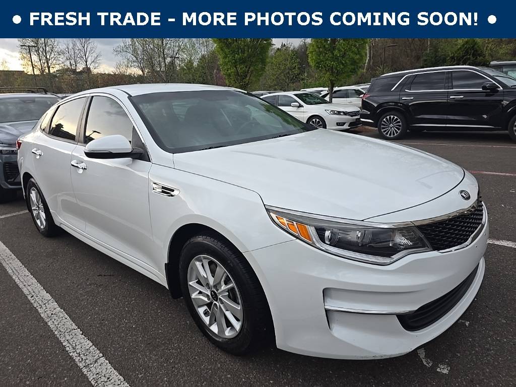 2017 Kia Optima LX — Sedan — 83,186 mi — Franklin, TN