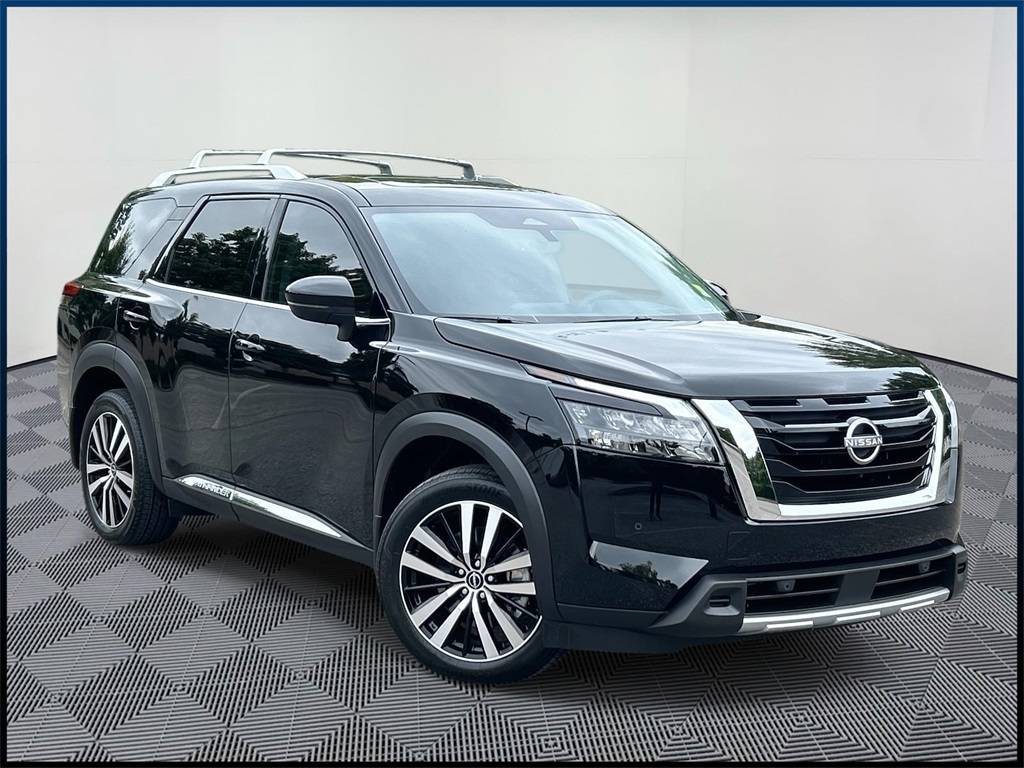 2025 Nissan Pathfinder Platinum — SUV — 231 mi — Franklin, TN