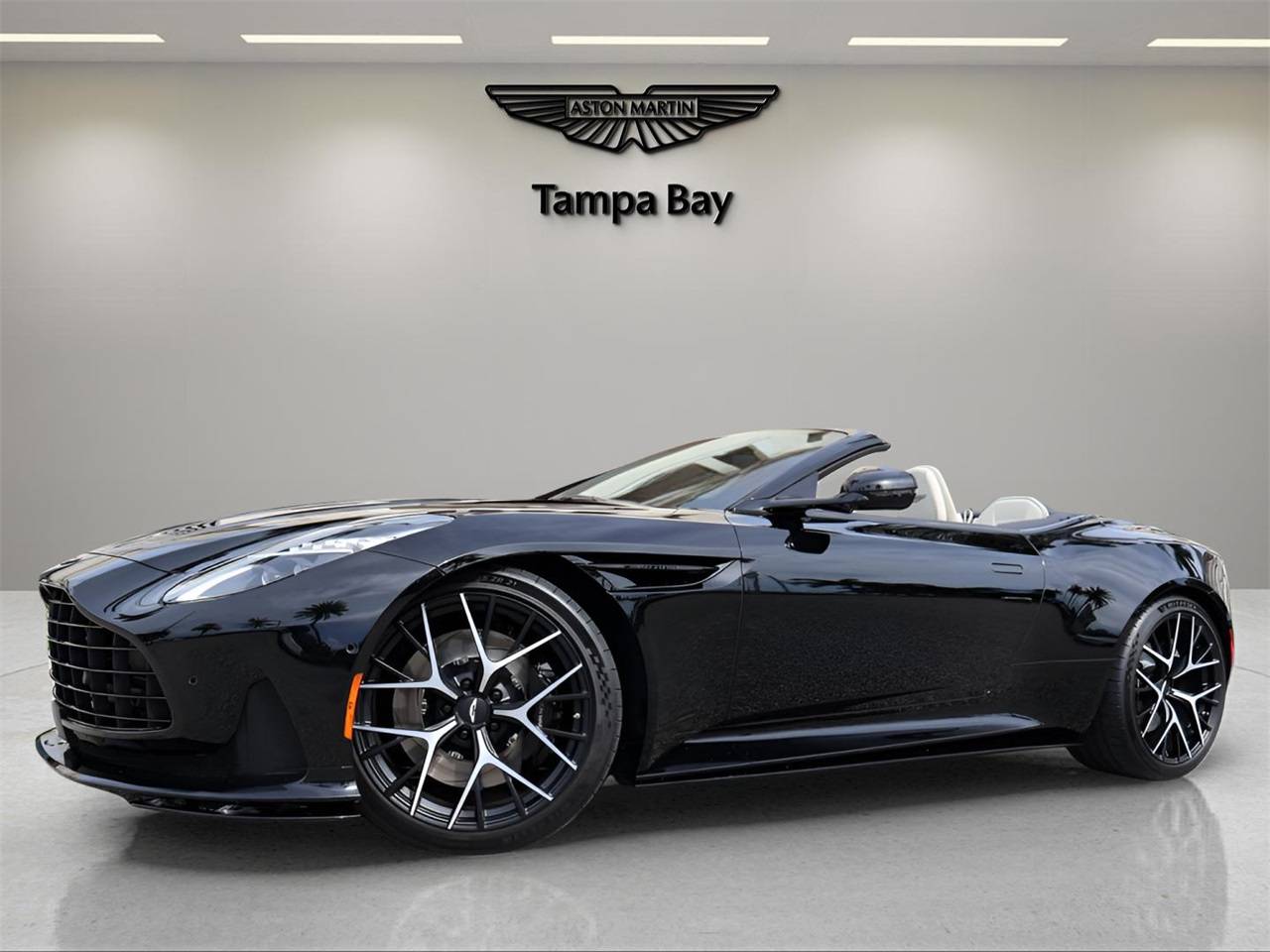 2024 Aston Martin DB12
