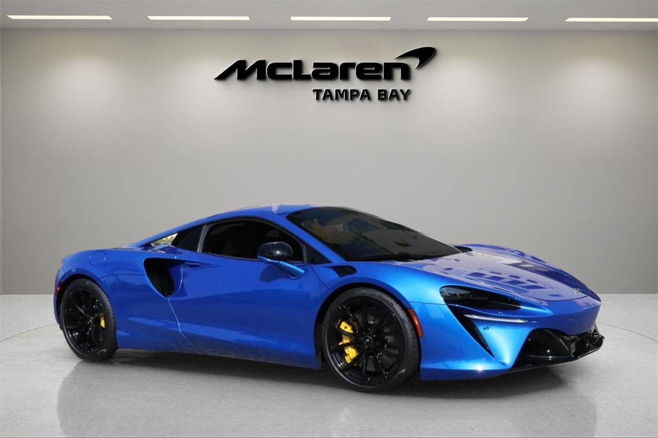2024 McLaren Artura Standard — Coupe — 1,087 mi — Pinellas Park, FL