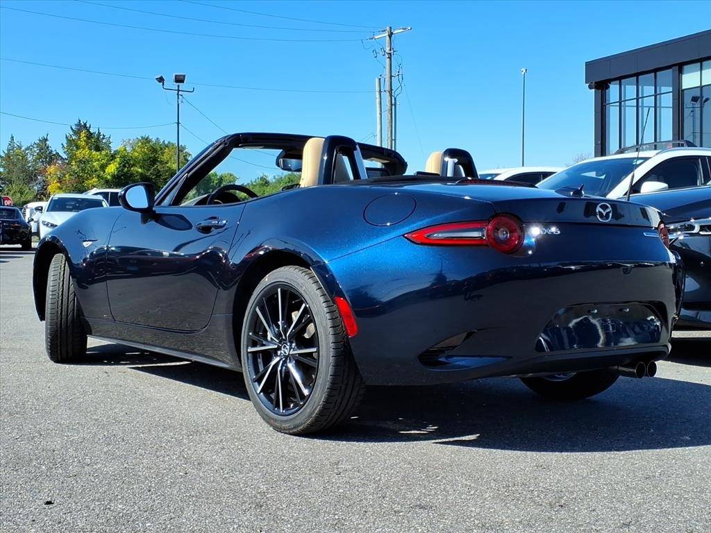 2003 Mazda MX-5 Miata Review | Pricing, Trims & Photos - TrueCar
