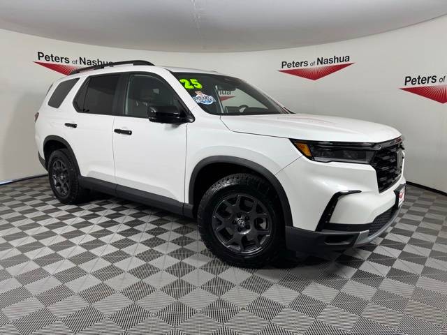 2025 Honda Pilot TrailSport — SUV — 4,046 mi — Nashua, NH