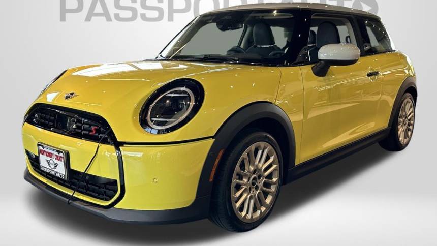2025 MINI Hardtop Cooper S — Hatchback — 5,320 mi — Gaithersburg, MD