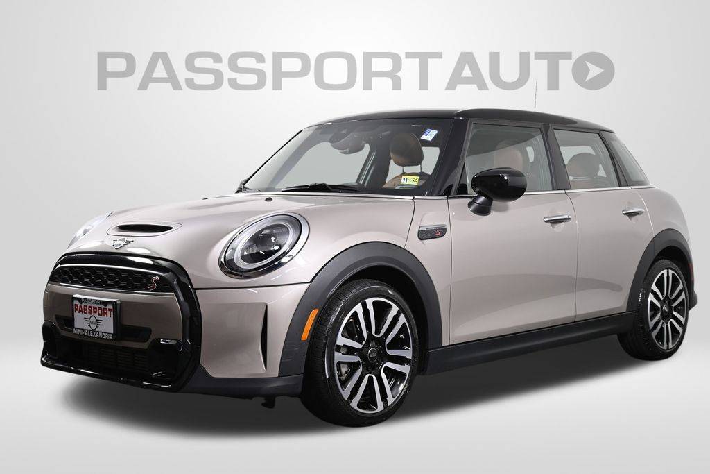 2023 MINI Hardtop Cooper S Classic — Hatchback — 13,936 mi — Alexandria, VA