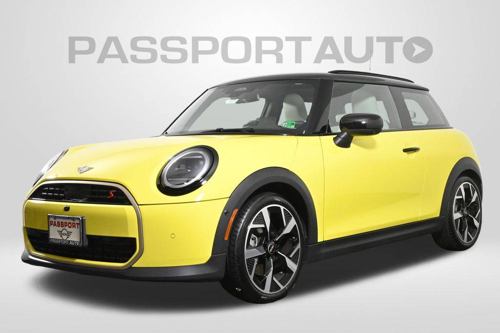 2025 MINI Hardtop Cooper S — Hatchback — 6,323 mi — Alexandria, VA