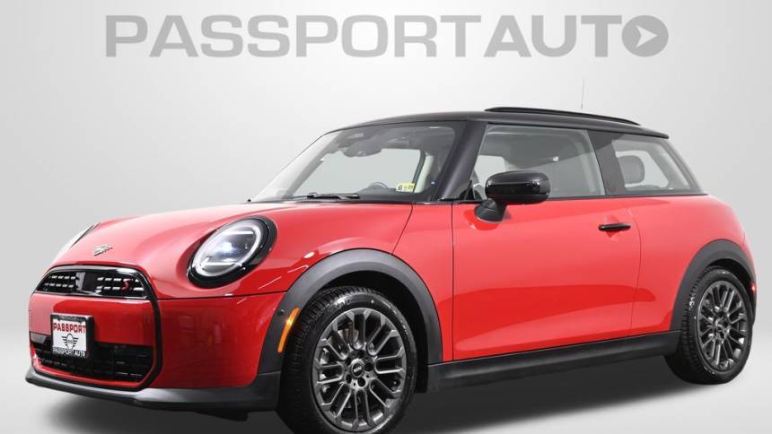 2025 MINI Hardtop Cooper S — Hatchback — 5,031 mi — Alexandria, VA