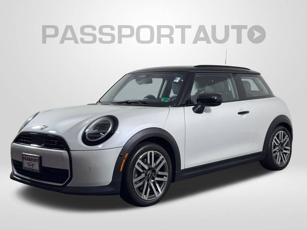 2025 MINI Hardtop Cooper S — Hatchback — 7,840 mi — Alexandria, VA