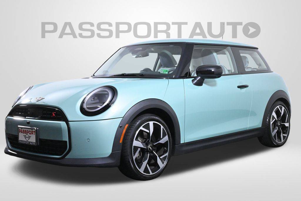 2025 MINI Hardtop Cooper S — Hatchback — 7,526 mi — Alexandria, VA