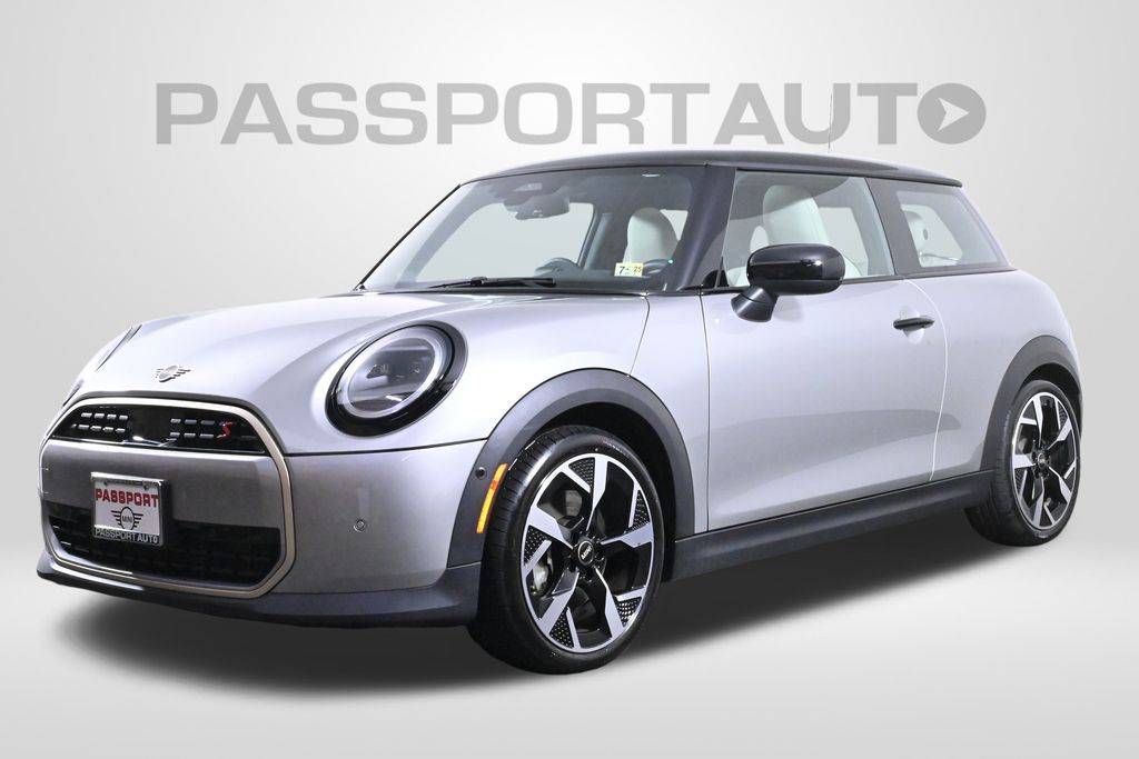 2025 MINI Hardtop Cooper S — Hatchback — 6,909 mi — Alexandria, VA