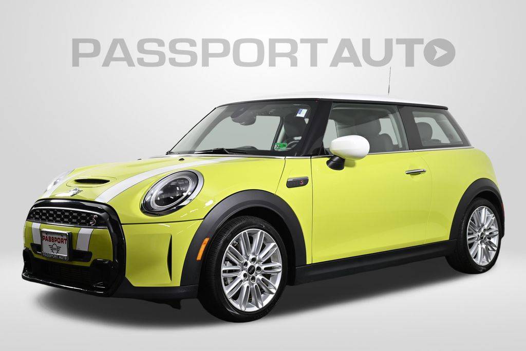 2023 MINI Hardtop Cooper S Classic — Hatchback — 27,377 mi — Alexandria, VA
