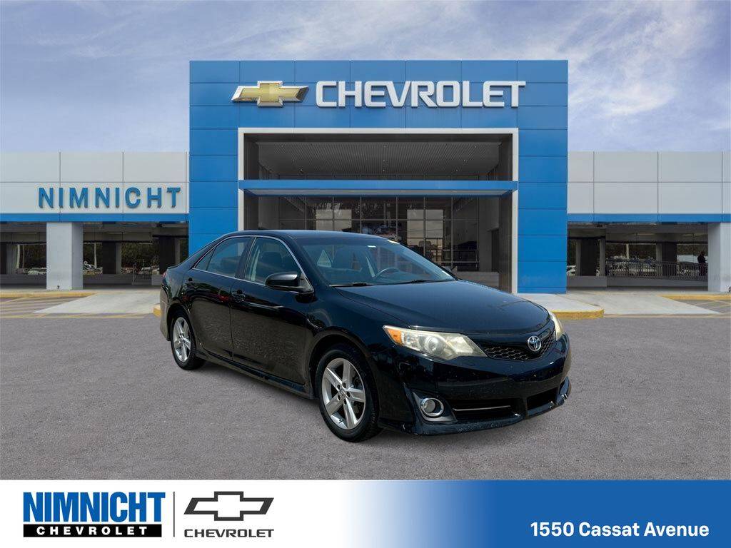 2014 Toyota Camry SE — Sedan — 124,181 mi — Jacksonville, FL