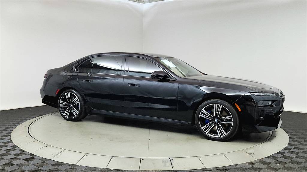 2023 BMW 7 Series 740i — Sedan — 20,542 mi — Tigard, OR