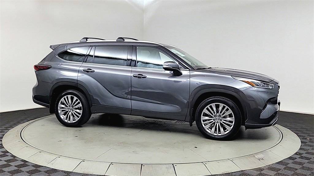 2024 Toyota Highlander Platinum — SUV — 25,521 mi — Tigard, OR