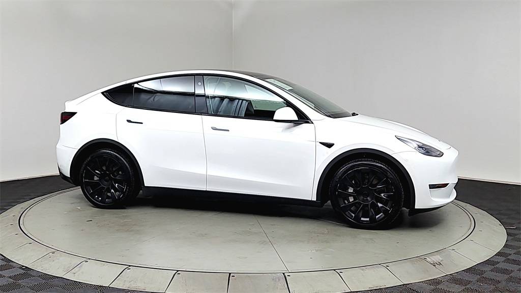 2021 Tesla Model Y Long Range — SUV — 44,708 mi — Tigard, OR