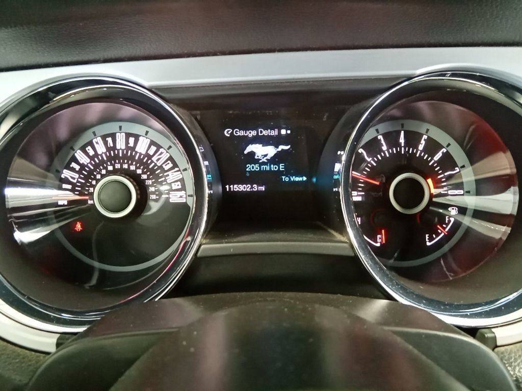 2013 Ford Mustang V6 Premium