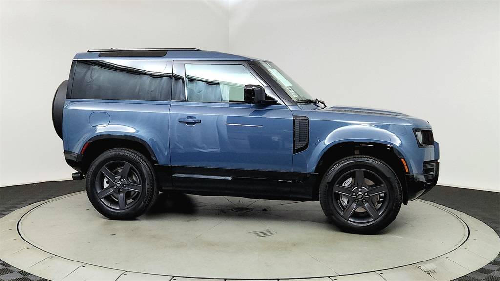 2023 Land Rover Defender X-Dynamic SE — SUV — 8,496 mi — Tigard, OR