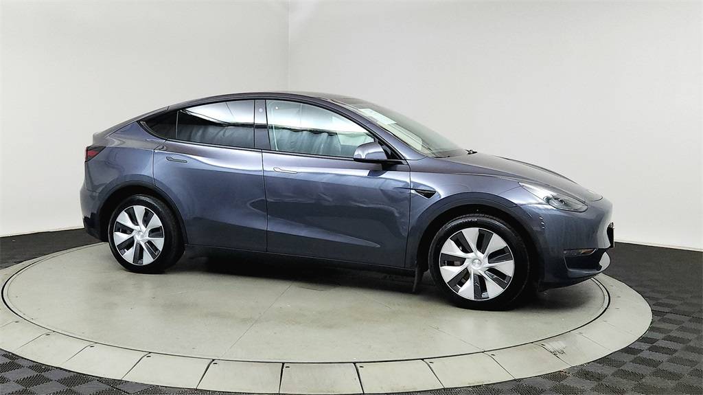 2023 Tesla Model Y Long Range — SUV — 14,400 mi — Tigard, OR