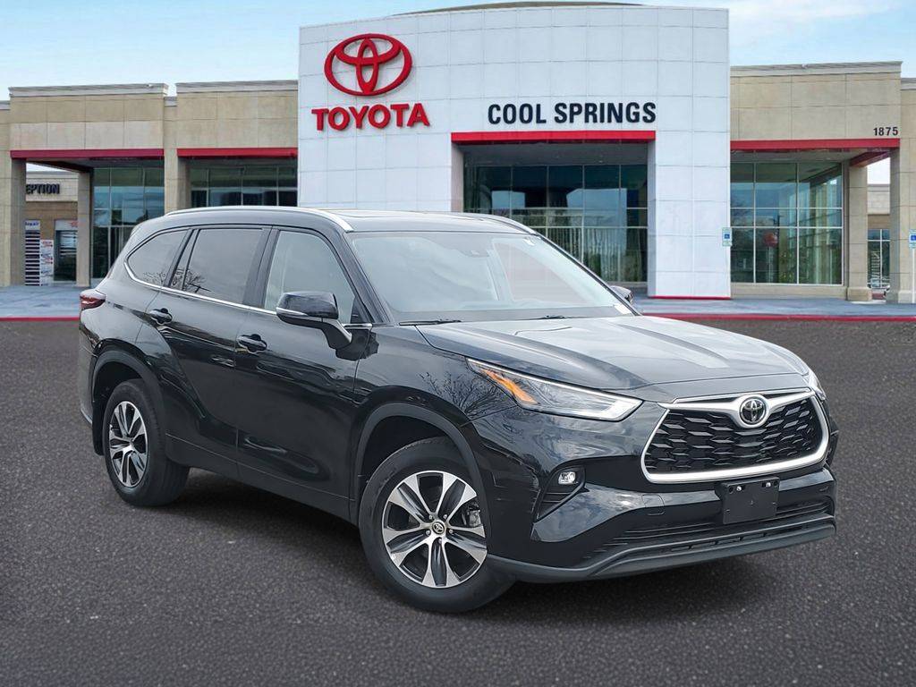 2024 Toyota Highlander XLE — SUV — 20,461 mi — Franklin, TN