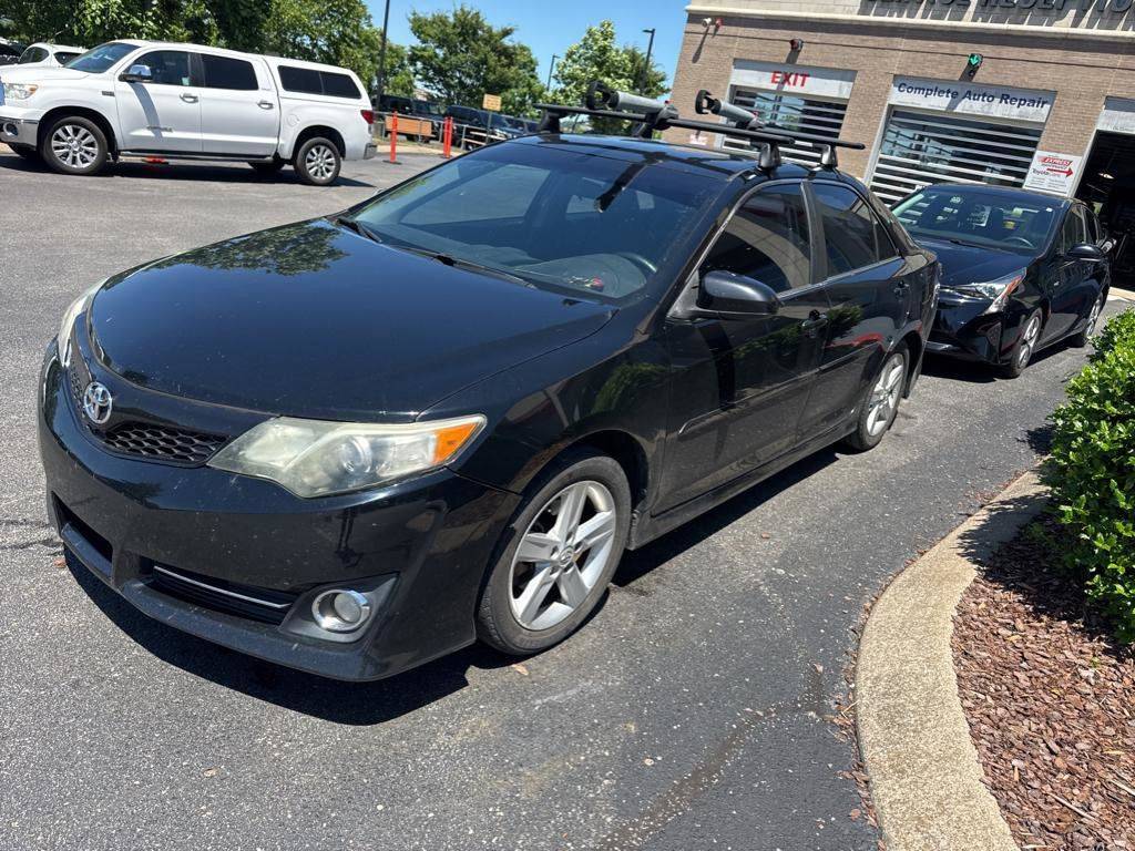 2014 Toyota Camry SE — Sedan — 161,938 mi — Franklin, TN