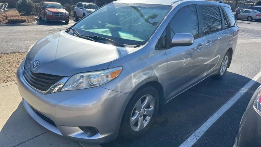2012 Toyota Sienna LE — Minivan — 177,925 mi — Franklin, TN