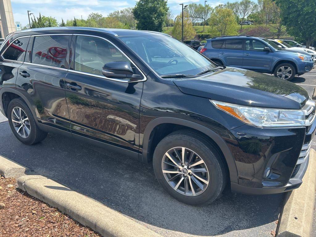 2019 Toyota Highlander XLE — SUV — 88,950 mi — Franklin, TN