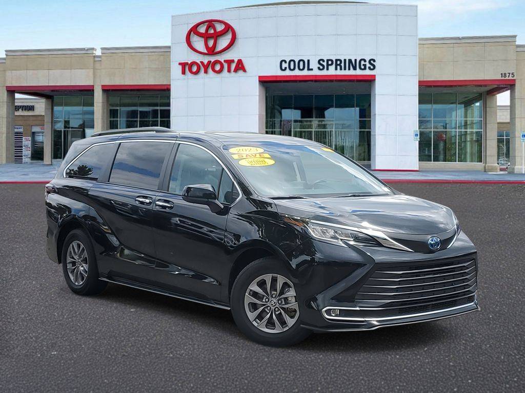 2023 Toyota Sienna XLE — Minivan — 57,963 mi — Franklin, TN