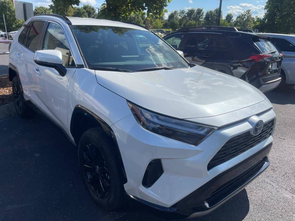 2024 Toyota RAV4 Hybrid SE — SUV — 33,060 mi — Franklin, TN