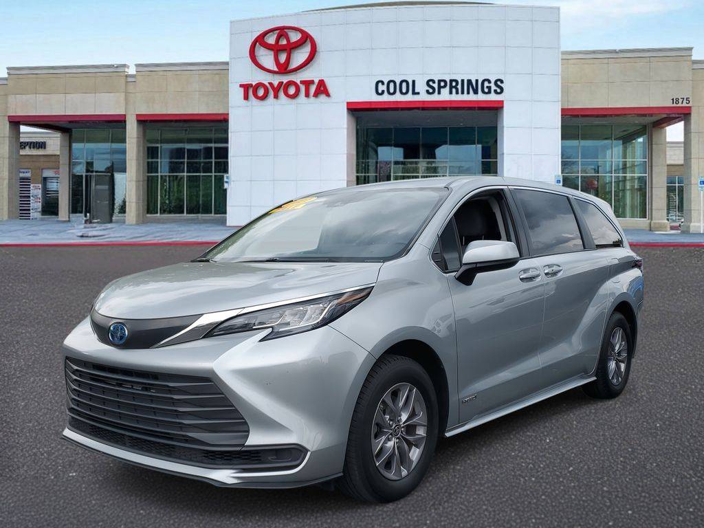 2021 Toyota Sienna LE — Minivan — 182,336 mi — Franklin, TN