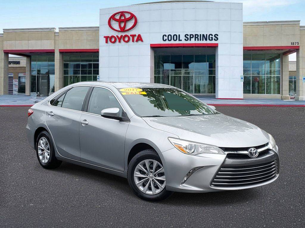 2017 Toyota Camry LE — Sedan — 86,972 mi — Franklin, TN