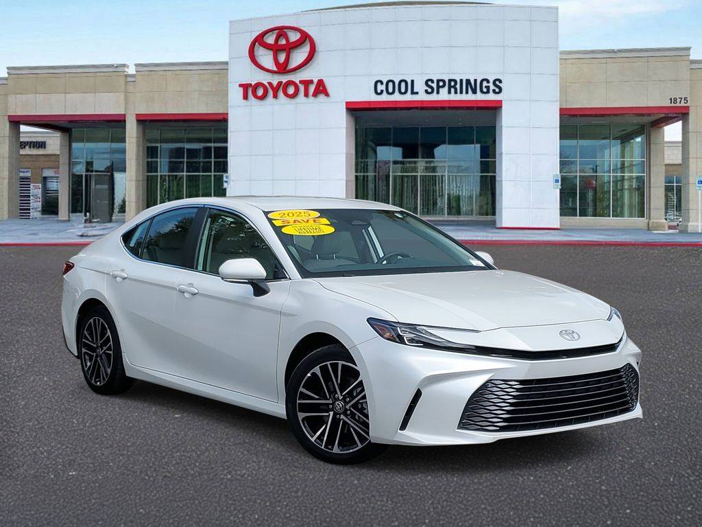 2025 Toyota Camry Hybrid XLE — Sedan — 29,710 mi — Franklin, TN