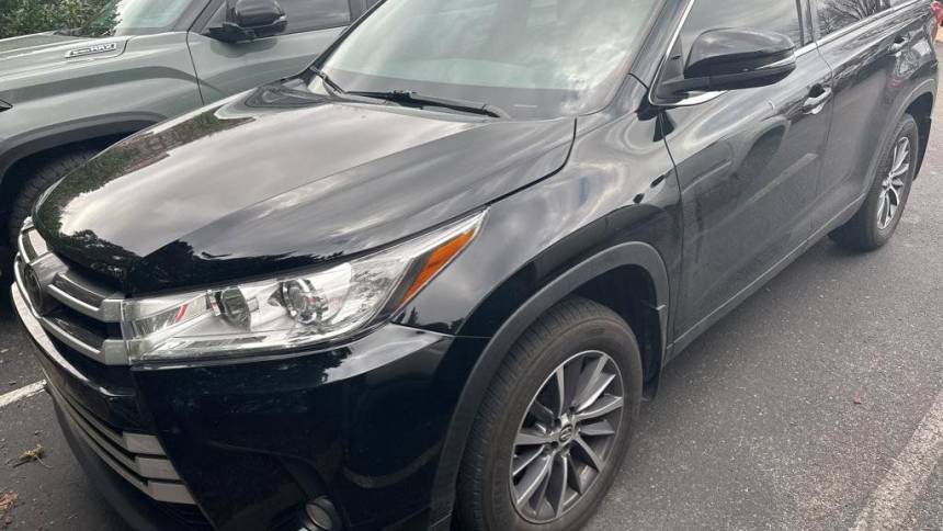2019 Toyota Highlander XLE — SUV — 102,242 mi — Franklin, TN