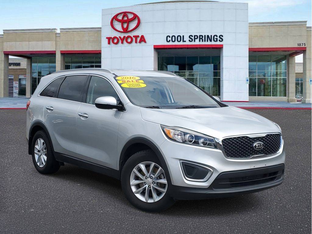 2016 Kia Sorento LX — SUV — 90,601 mi — Franklin, TN
