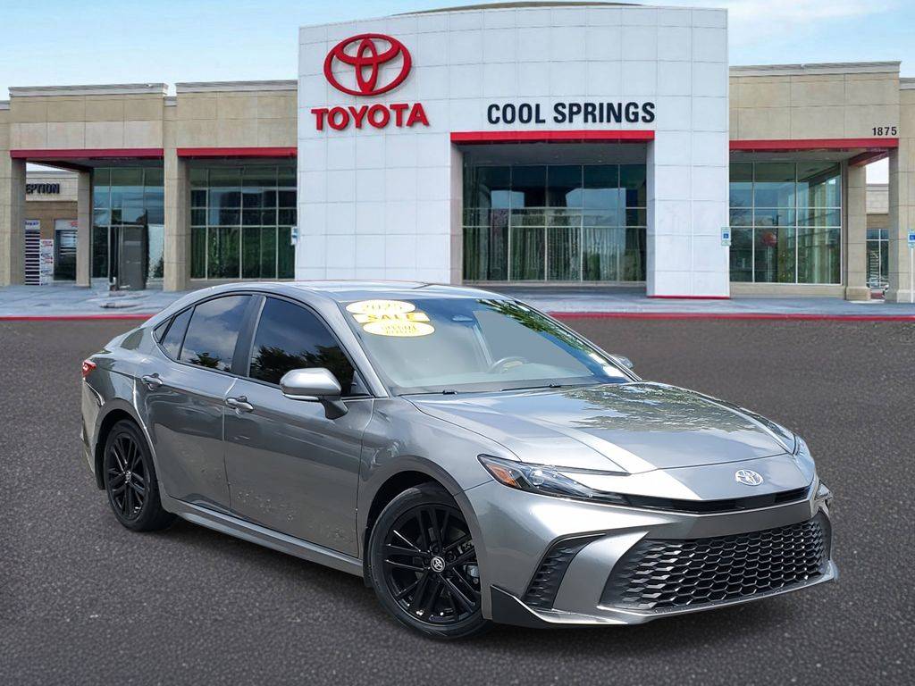 2025 Toyota Camry SE — Sedan — 50,142 mi — Franklin, TN