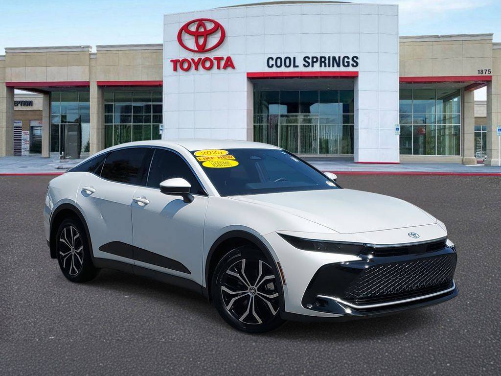 2025 Toyota Crown XLE — Sedan — 5,528 mi — Franklin, TN
