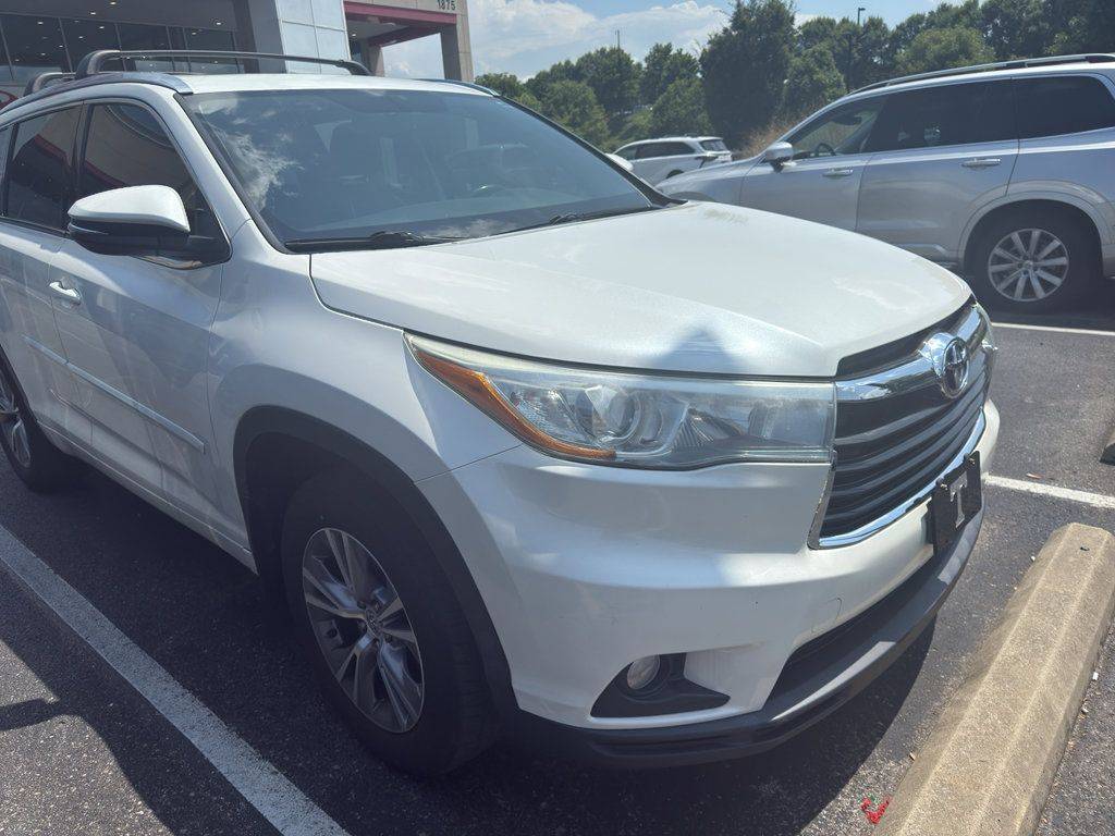 2015 Toyota Highlander XLE — SUV — 104,788 mi — Franklin, TN