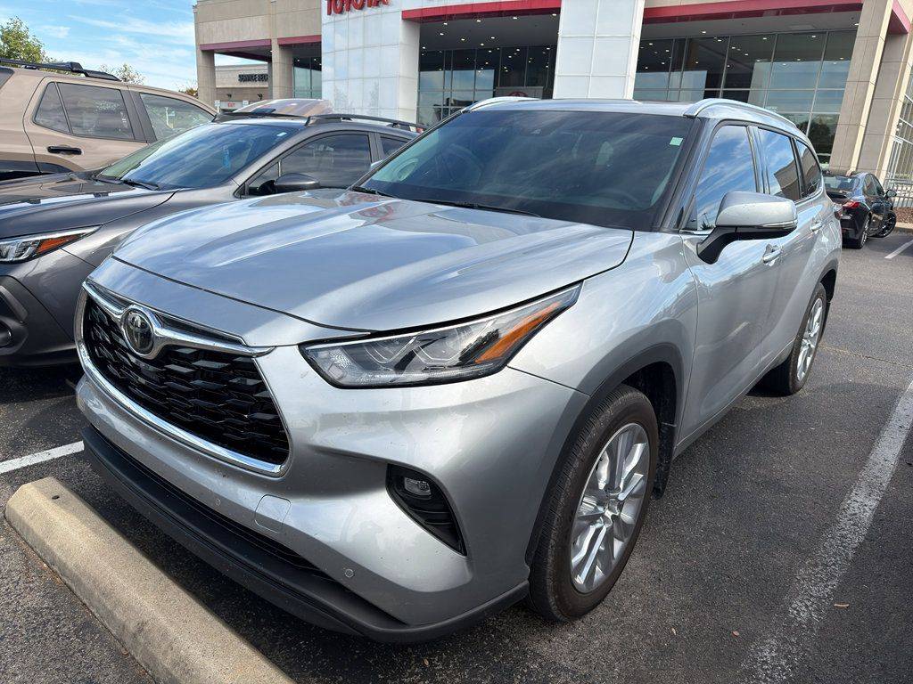 2024 Toyota Highlander Limited — SUV — 13,680 mi — Franklin, TN