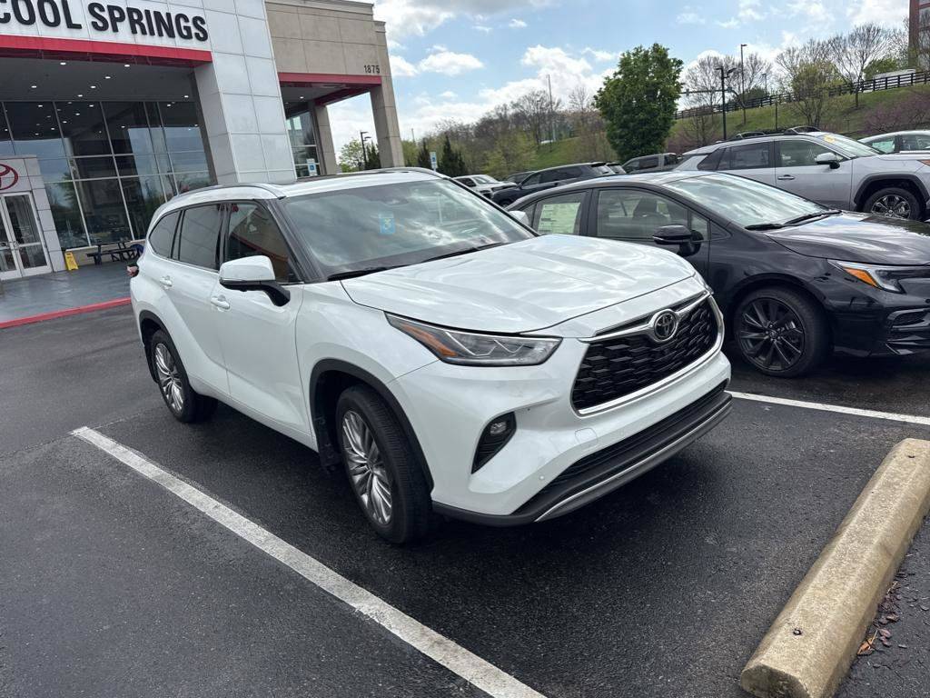 2023 Toyota Highlander Platinum — SUV — 12,526 mi — Franklin, TN