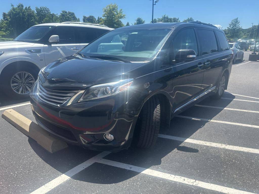 2016 Toyota Sienna XLE — Minivan — 100,670 mi — Franklin, TN