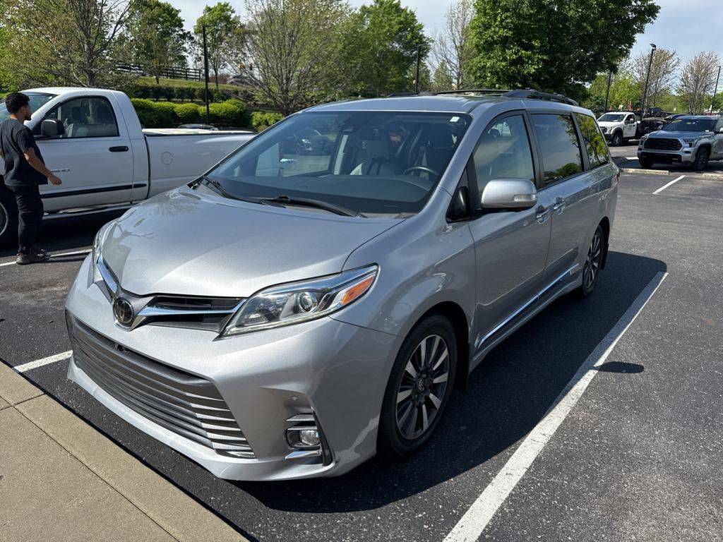 2018 Toyota Sienna Limited Premium — Minivan — 100,084 mi — Franklin, TN