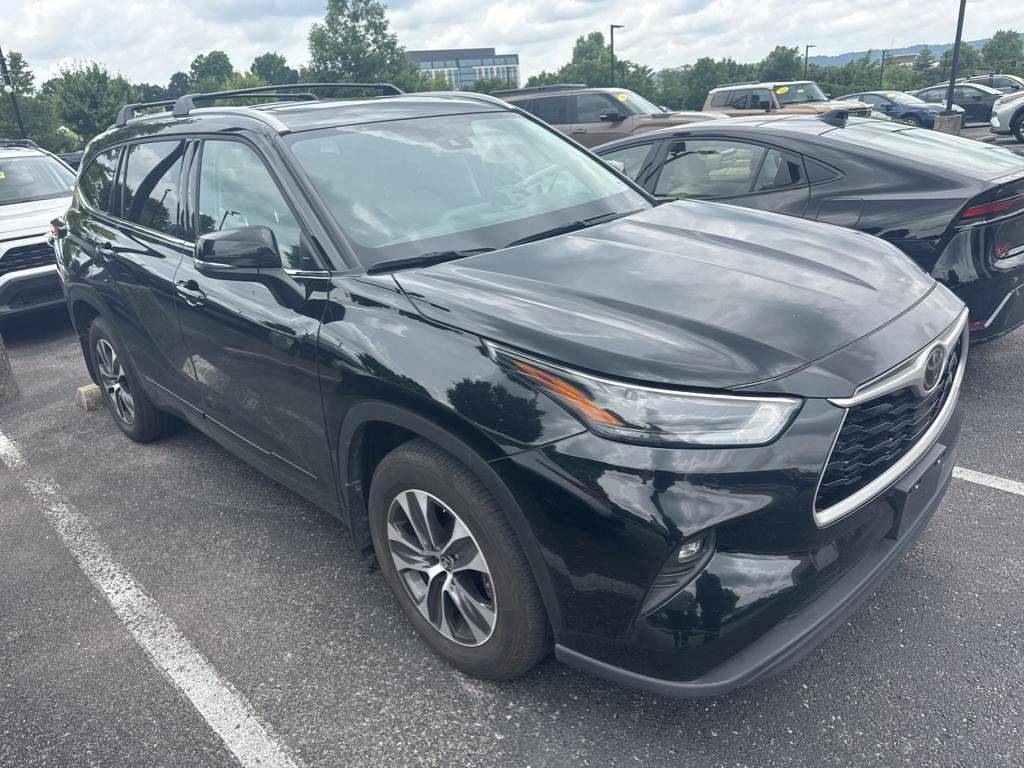 2022 Toyota Highlander XLE — SUV — 32,748 mi — Franklin, TN